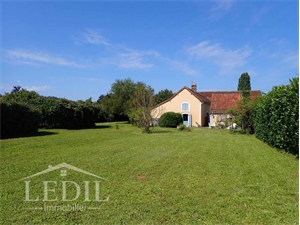 ferme à la vente -   24290  THONAC, surface 130 m2 vente ferme - UBI450286619